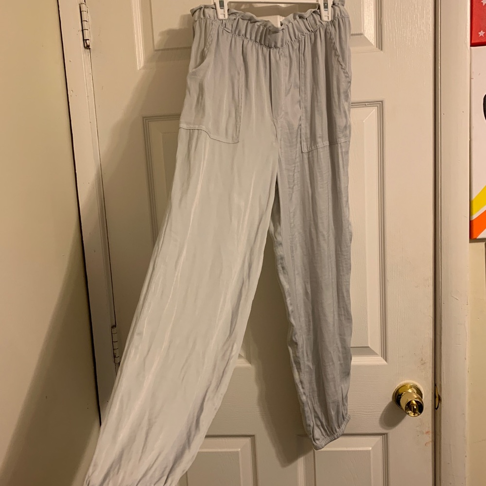 light/flowy pants cuffed at ankle